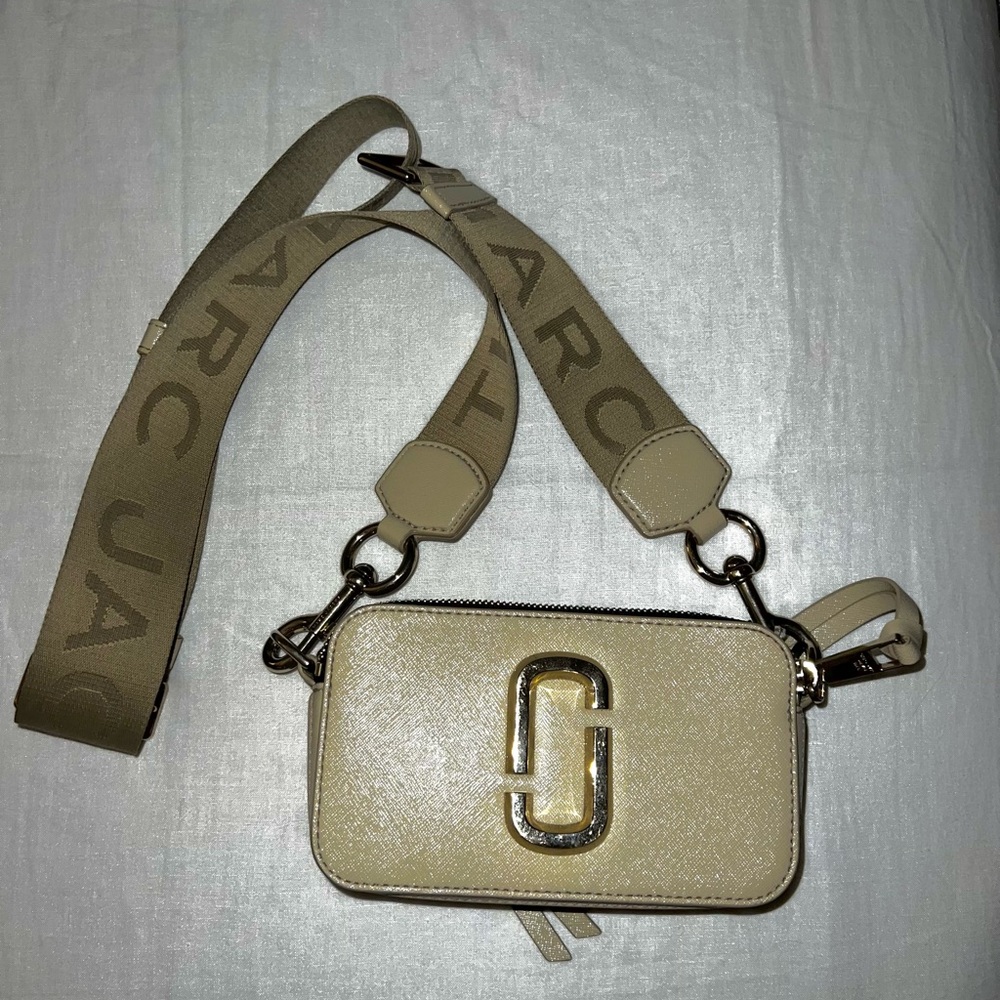 Marc Jacobs Snapshot Bag in Khaki
